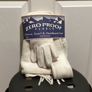 Amanda Smith Fleece Set - o/s